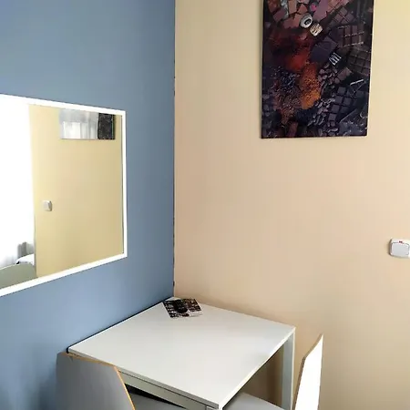 Color 2