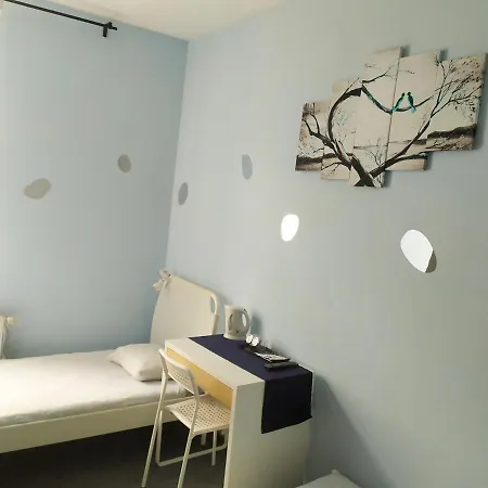 Apartment Color 2 *